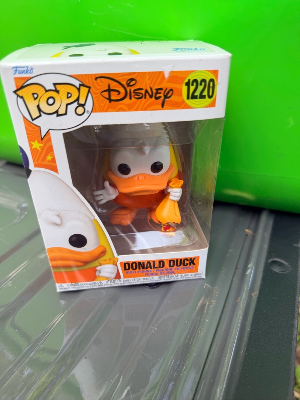 Funko Donald Duck Orange and White Vinyl Pop! Figure #1220‎